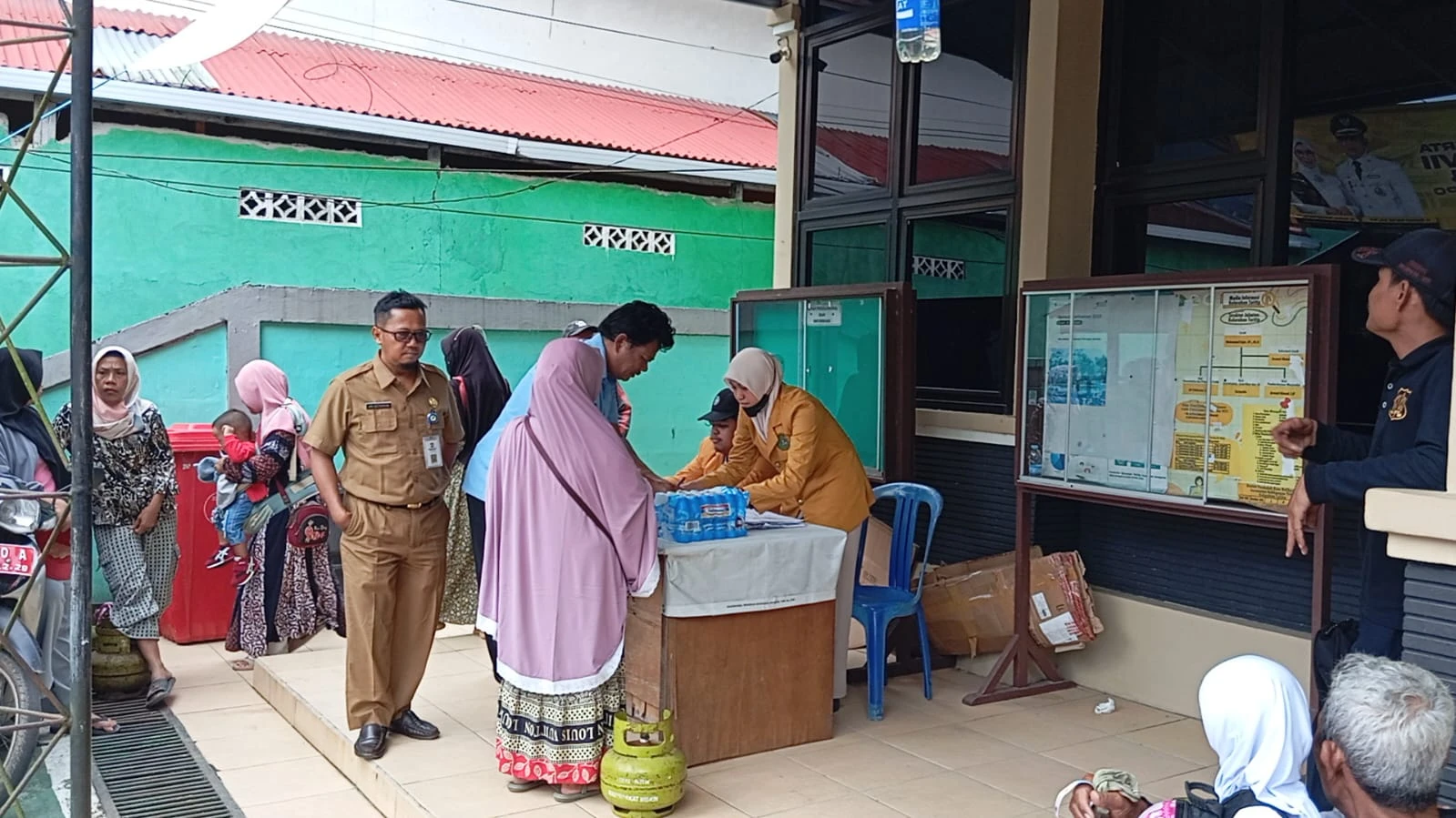 Kelurahan Teritip Gelar Operasi Tabung LPG 3 KG Bersama PT. Pertamina dan PT. Labu  Surya Bersaudara